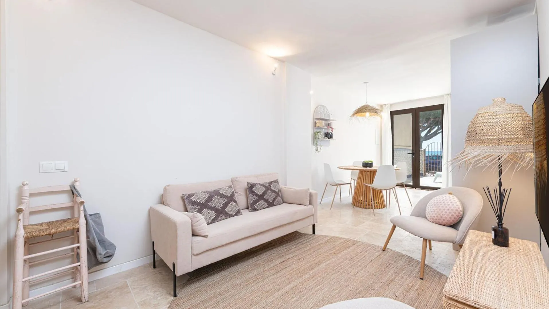 Banda Del Mar Suites By Solaga Holiday Homes Málaga Apartment