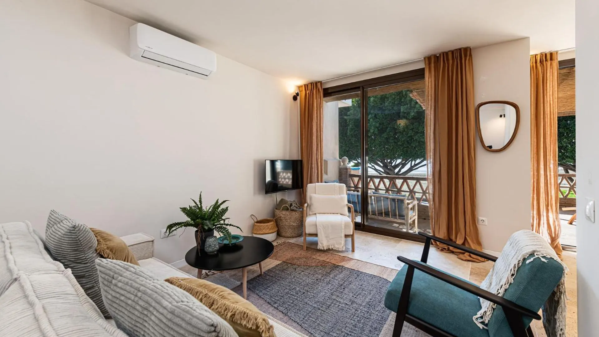 Banda Del Mar Suites By Solaga Holiday Homes Málaga Spanien